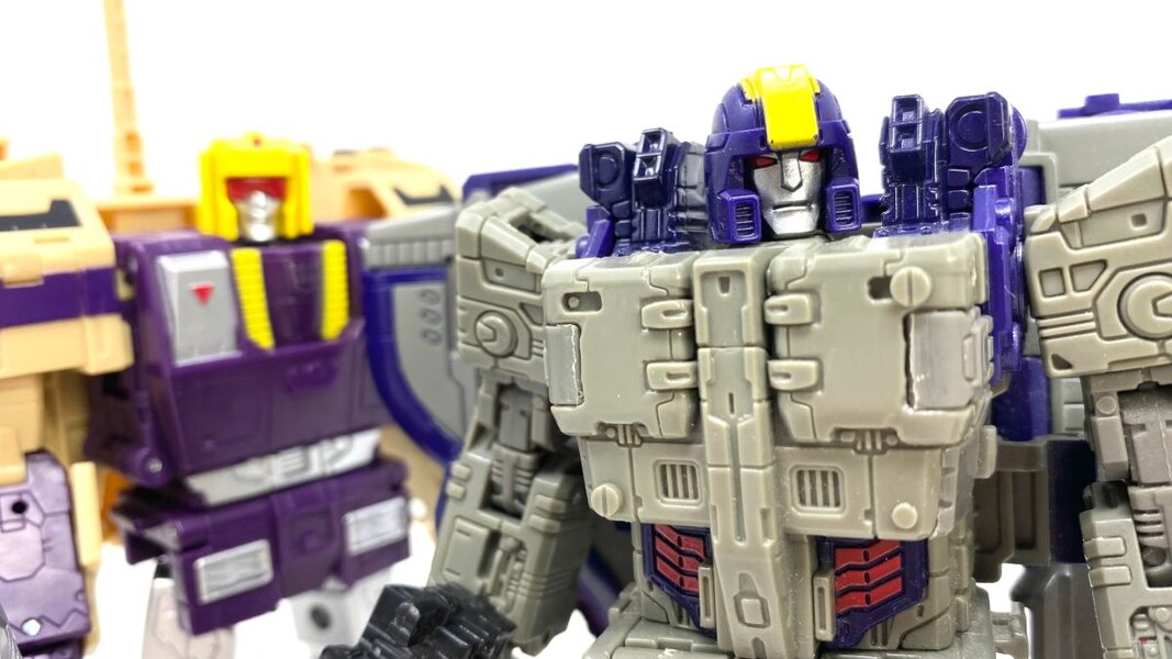 Transformers Legacy Blitzwing First Look In Hand Image  (6 of 61)